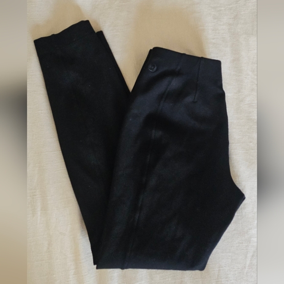 Lulukemon Stretch Knit Pants - Picture 7 of 10